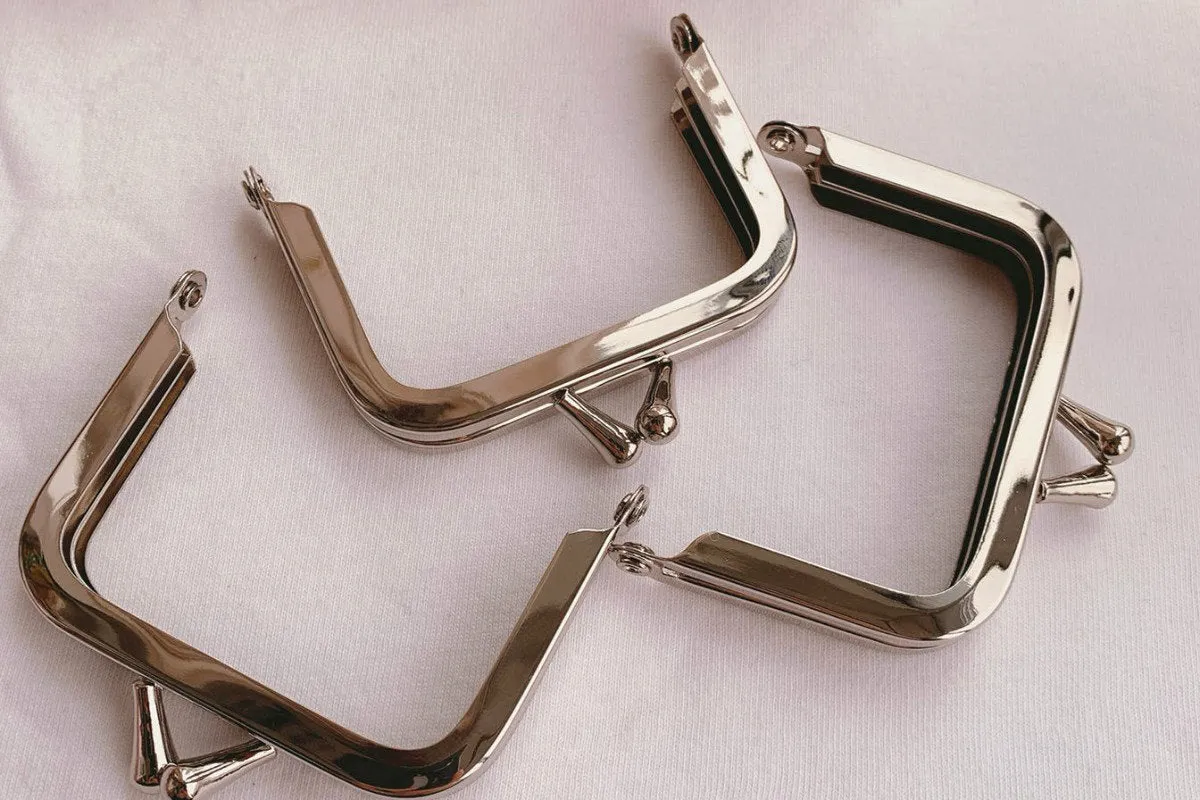 6.5cm (2 1/2") Retro Silver Mini Purse Frame 6.5cm x 5cm