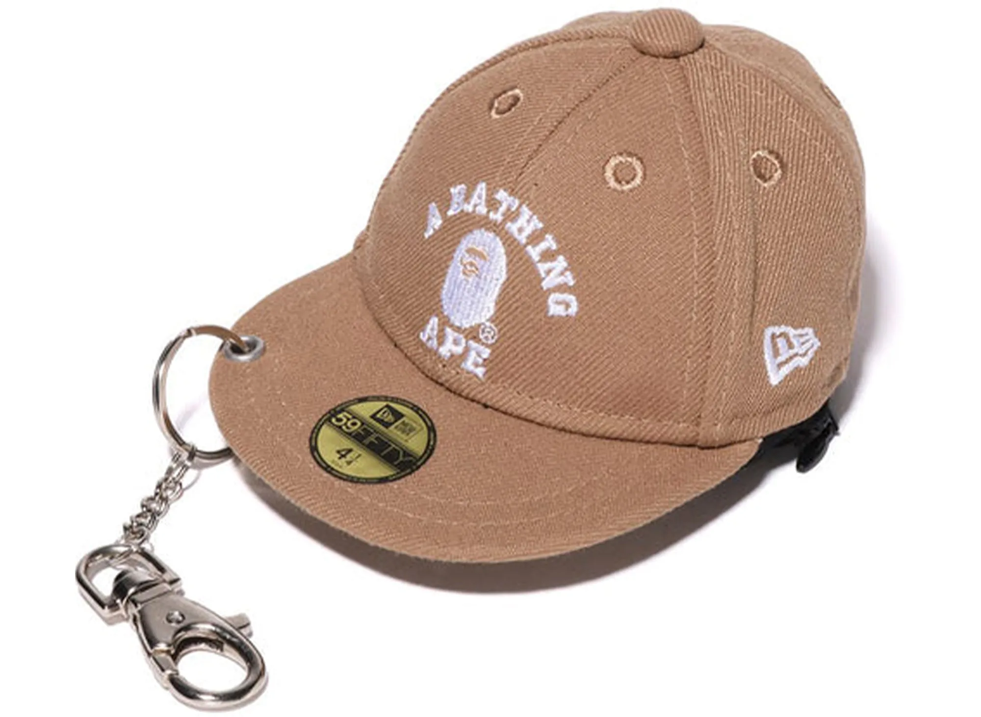 A Bathing Ape College New Era Cap Keychain Eco Bag in Beige xld