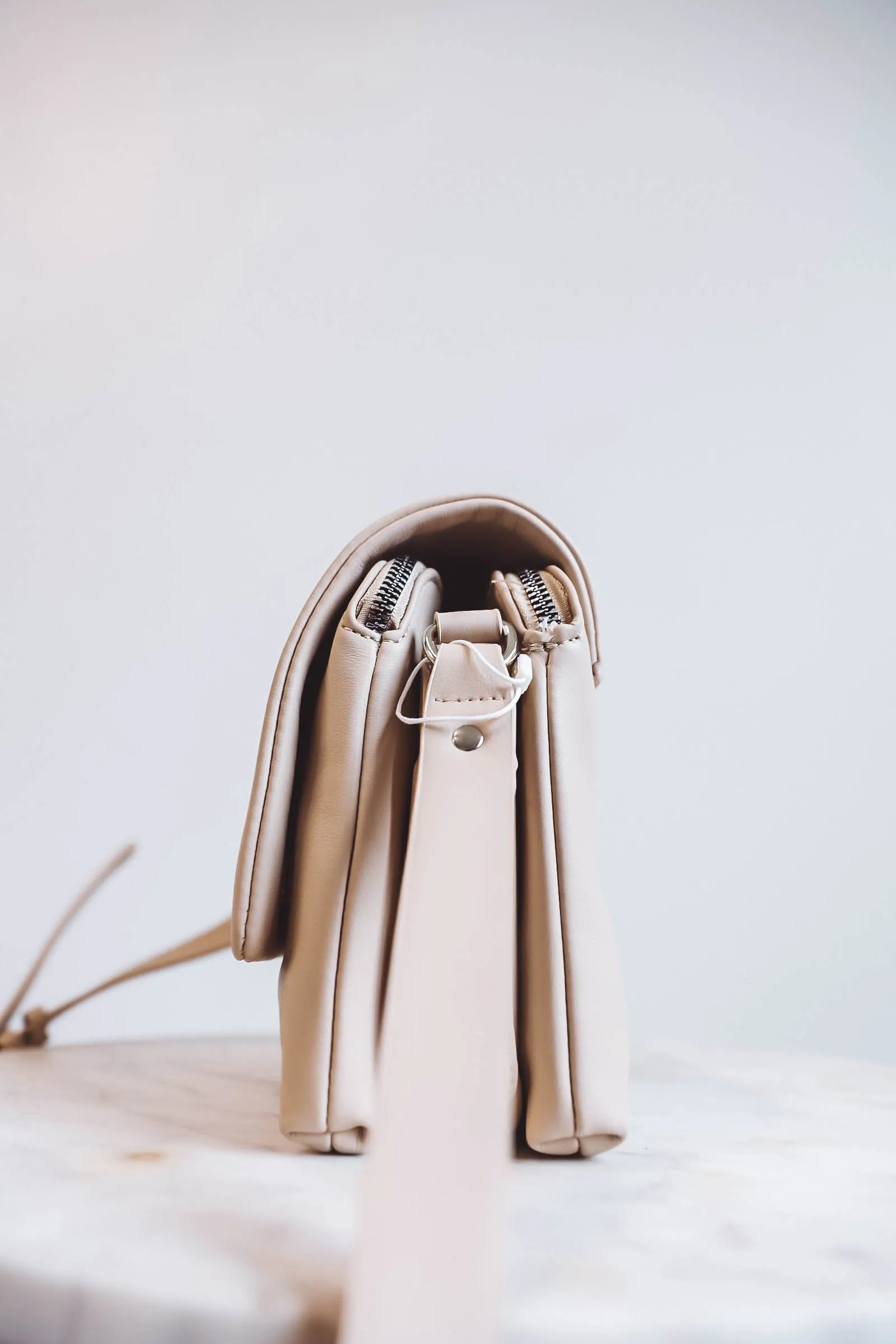 Avonlea Crossbody-Ivory