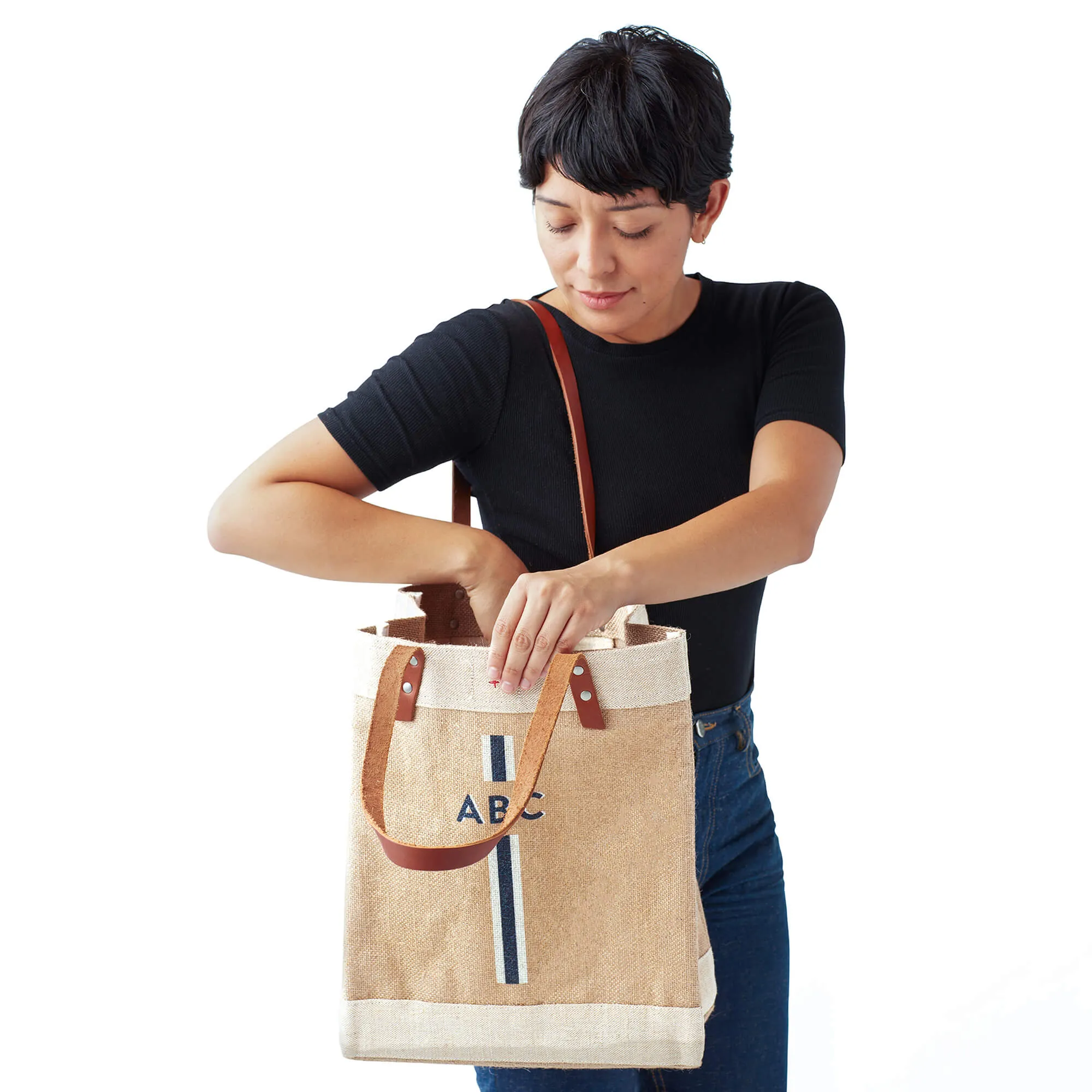 Market Tote in Natural with Black Monogram