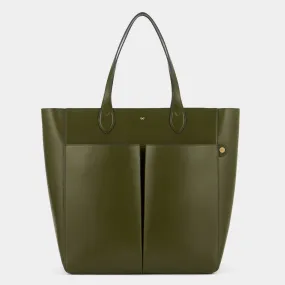 Nevis Tote