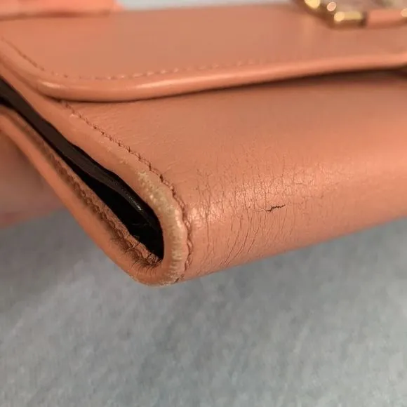 SalvatoreFerragamo Blush Wallet