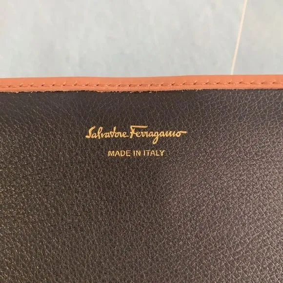 SalvatoreFerragamo Blush Wallet