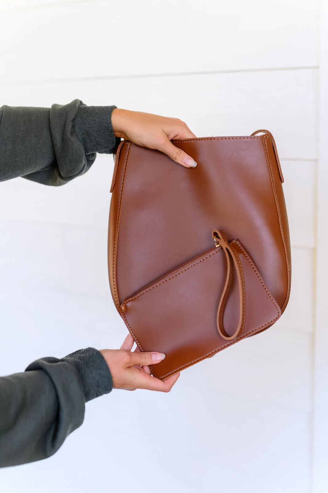 Take the Best Shoulder Bag